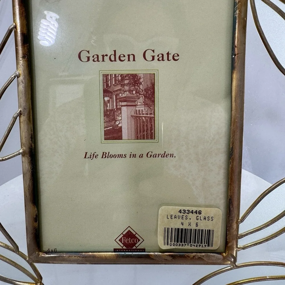 Brass & Glass Picture Frame 4X6” Vintage Garden Gate Fetco Leaves, Glass Square‎